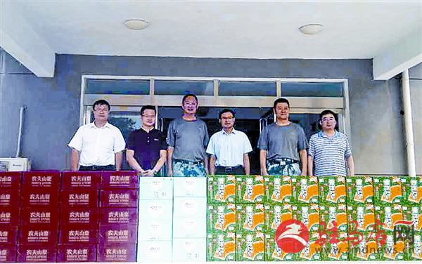 yuanzh170823.jpg