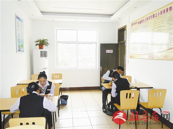 zhangz1506178.jpg