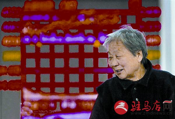 yangf150426.jpg
