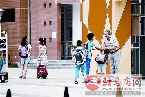 zhangxj140923.jpg