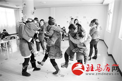 zhangz1412254.jpg