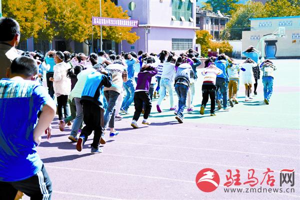 zhaohm150519.jpg