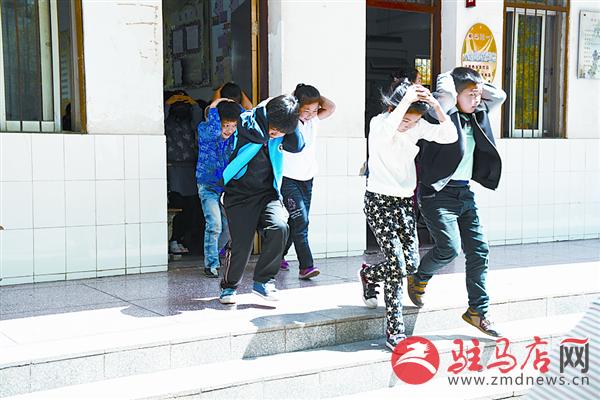 zhaohm150523.jpg
