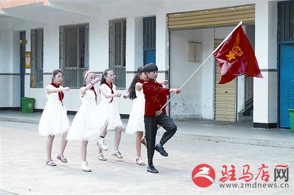 jiaoyp150651.jpg