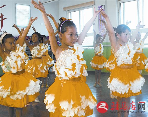 jiaoyp150731.jpg