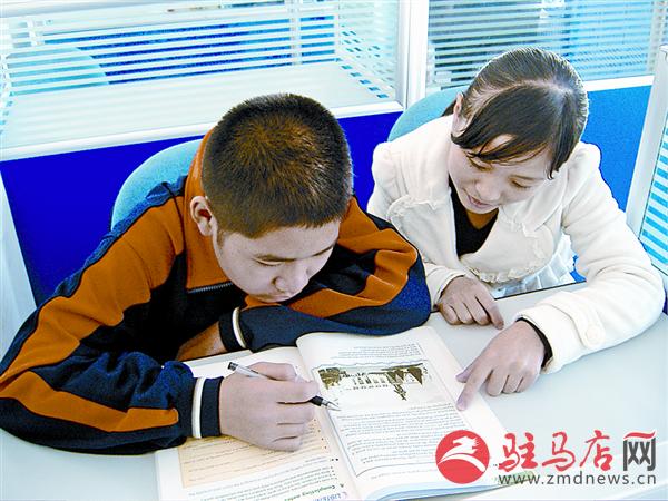 jiaoyp151029.jpg