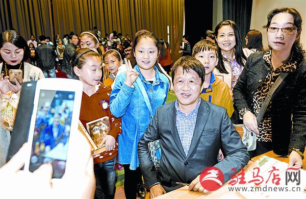 zhaohm151028.jpg