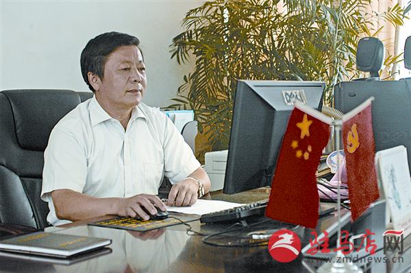 zhaohm151116.jpg