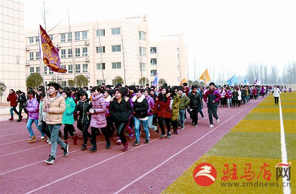 luf16027.jpg