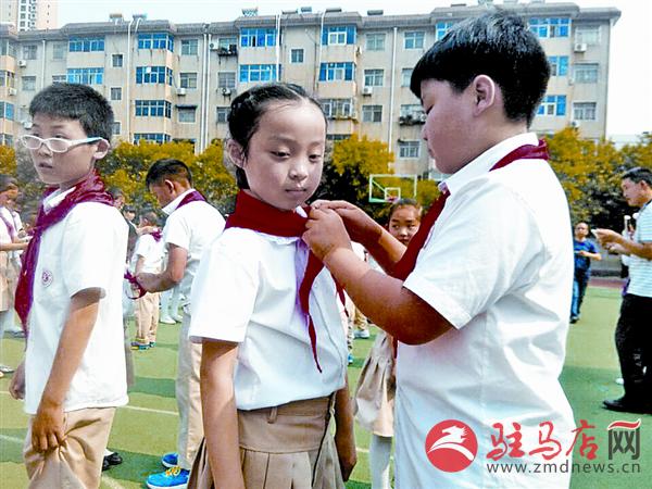 jiaoyp160598.jpg