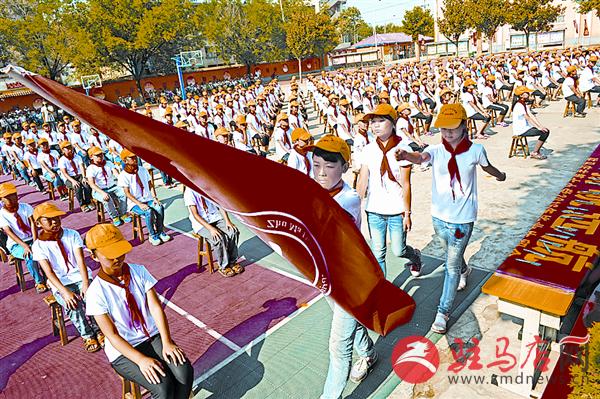 jiaoyp160710.jpg
