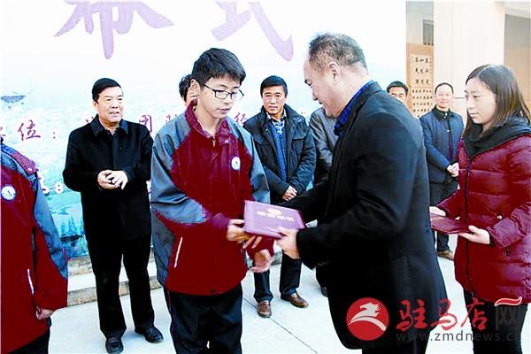 jiaoyp16123.jpg