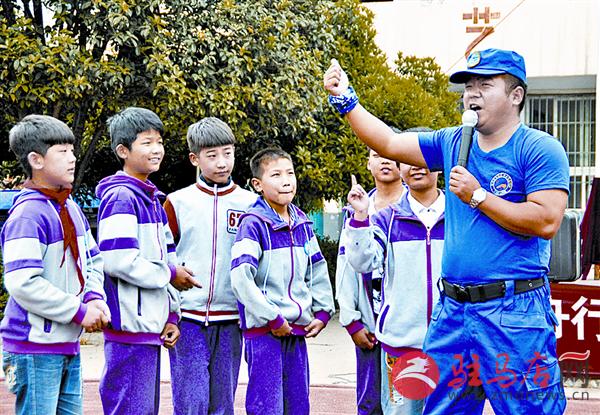 wangk1705107.jpg