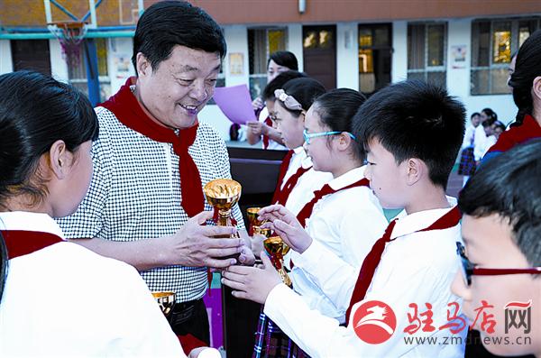 wangk170620.jpg