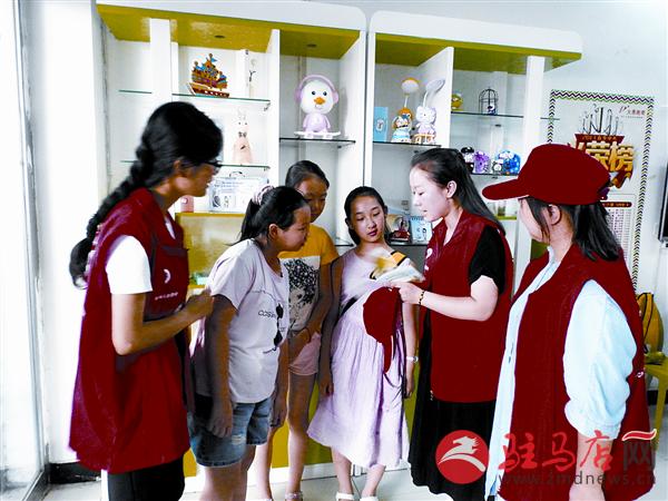 yuanzh1707119.jpg