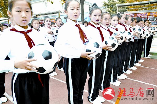 zhaohm17110.jpg