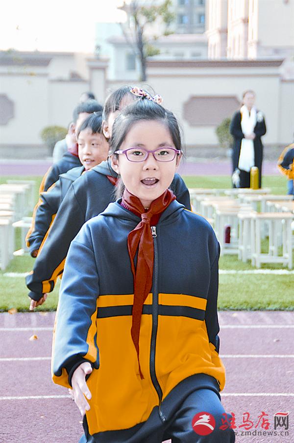 zhaohm171118.jpg