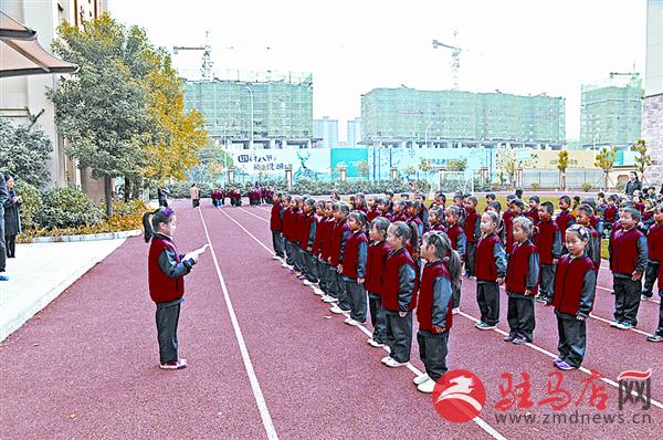 zhaohm17116.jpg