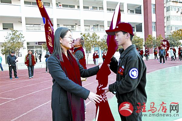 wangk1711152.jpg