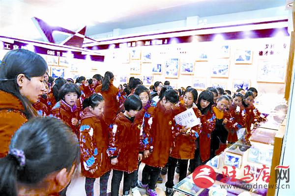 zhaohm171212.jpg