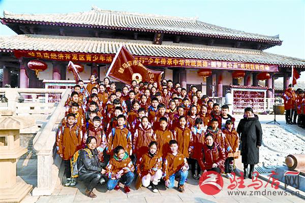 zhaohm171213.jpg