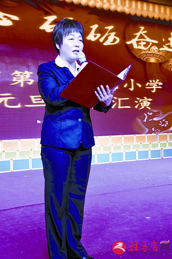 zhaohm18012.jpg