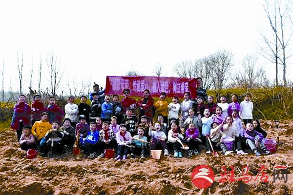 yangf190358.jpg