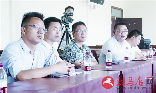 jiaoyp150514.jpg
