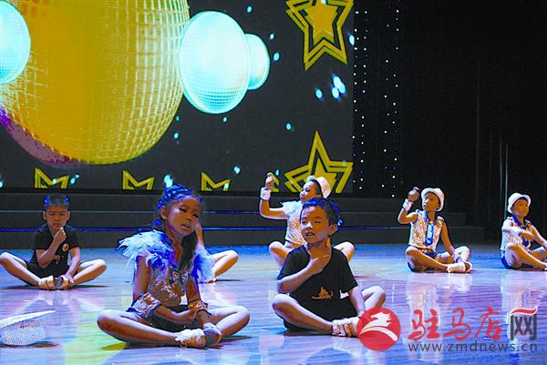 zhaohm1508451.jpg
