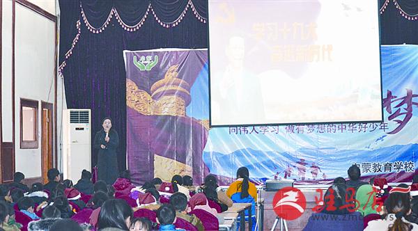 wangk1712135.jpg