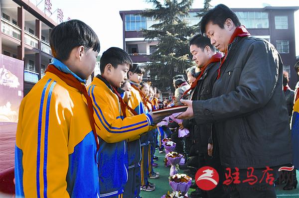 yaohf1612114.jpg