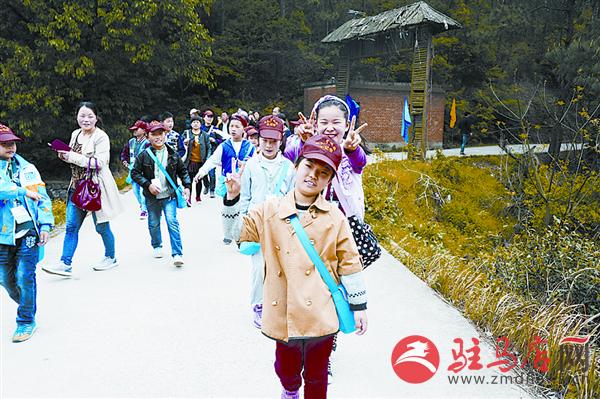 zhaohm150459.jpg