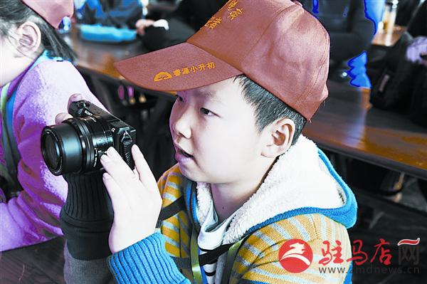 zhaohm150460.jpg