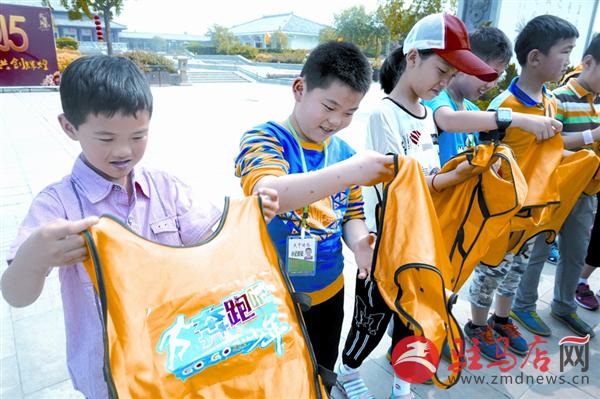 jiaoyp150613.jpg