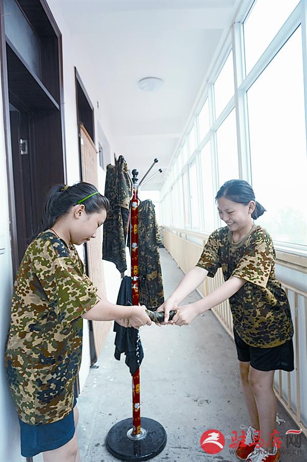 zhaohm150888.jpg
