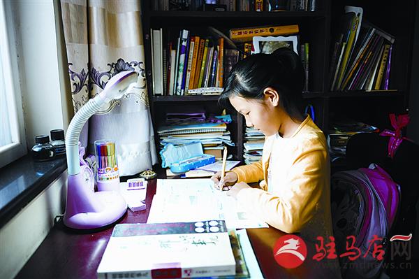 zhaohm151015.jpg
