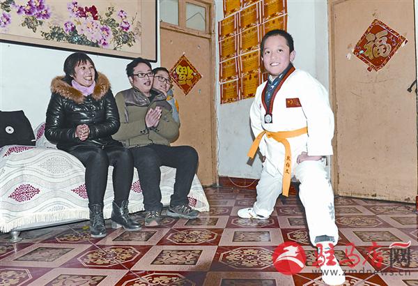 jiaoyp151279.jpg