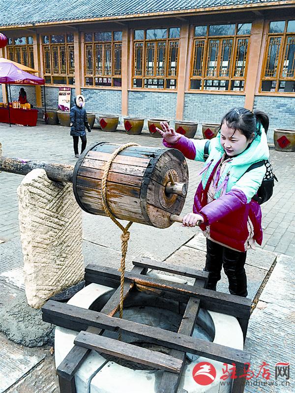 zhaohm160213.jpg