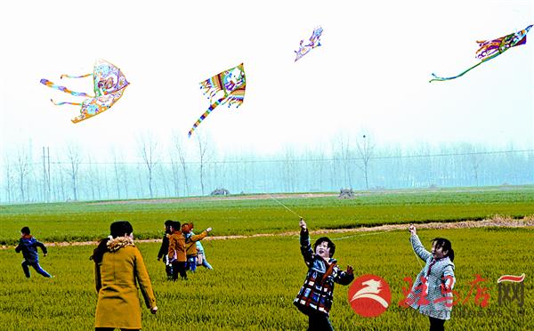 zhaohm160347.jpg