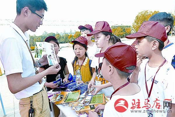 zhaohm160641.jpg