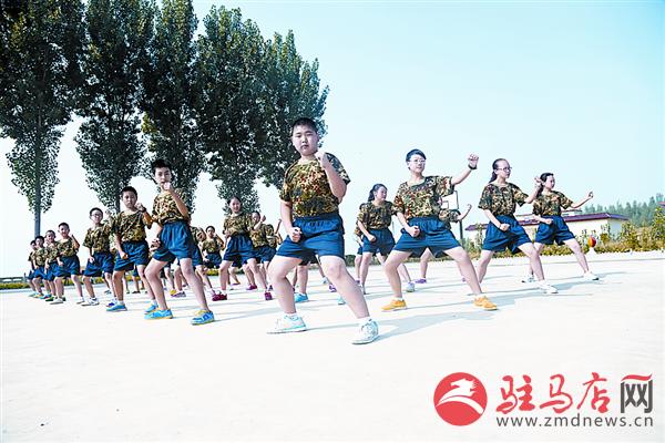 zhaohm160666.jpg