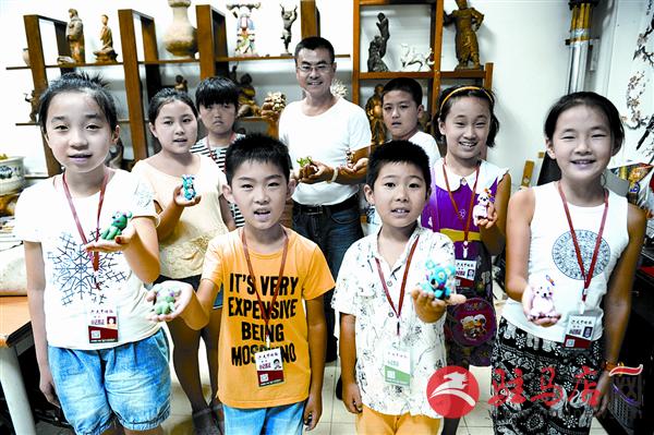 jiaoyp160810.jpg