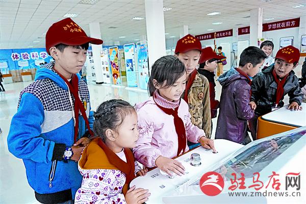 zhaohm161110.jpg