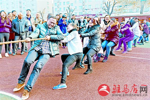 zhaohm16120.jpg