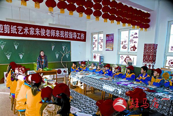 zhaohm161250.jpg