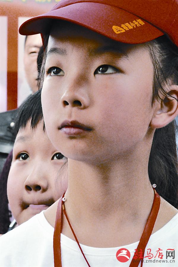 zhaohm170132.jpg