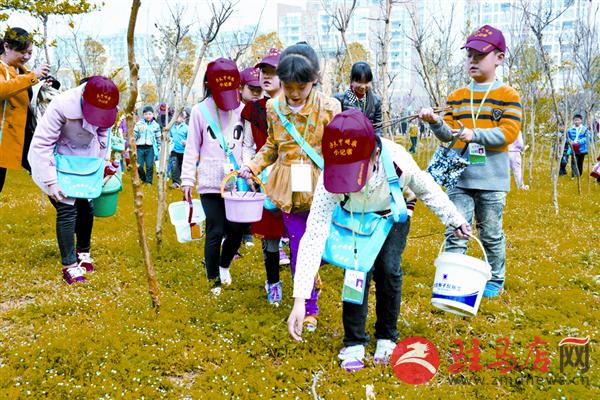 zhaohm170133.jpg
