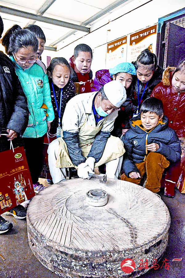 zhaohm170154.jpg