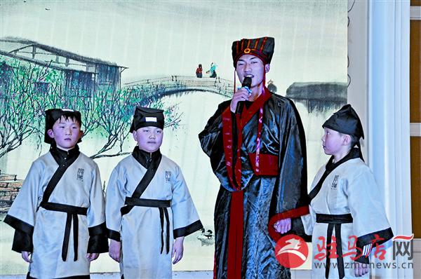 zhaohm1701110.jpg