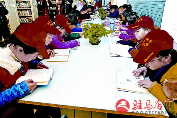 zhaohm170218.jpg